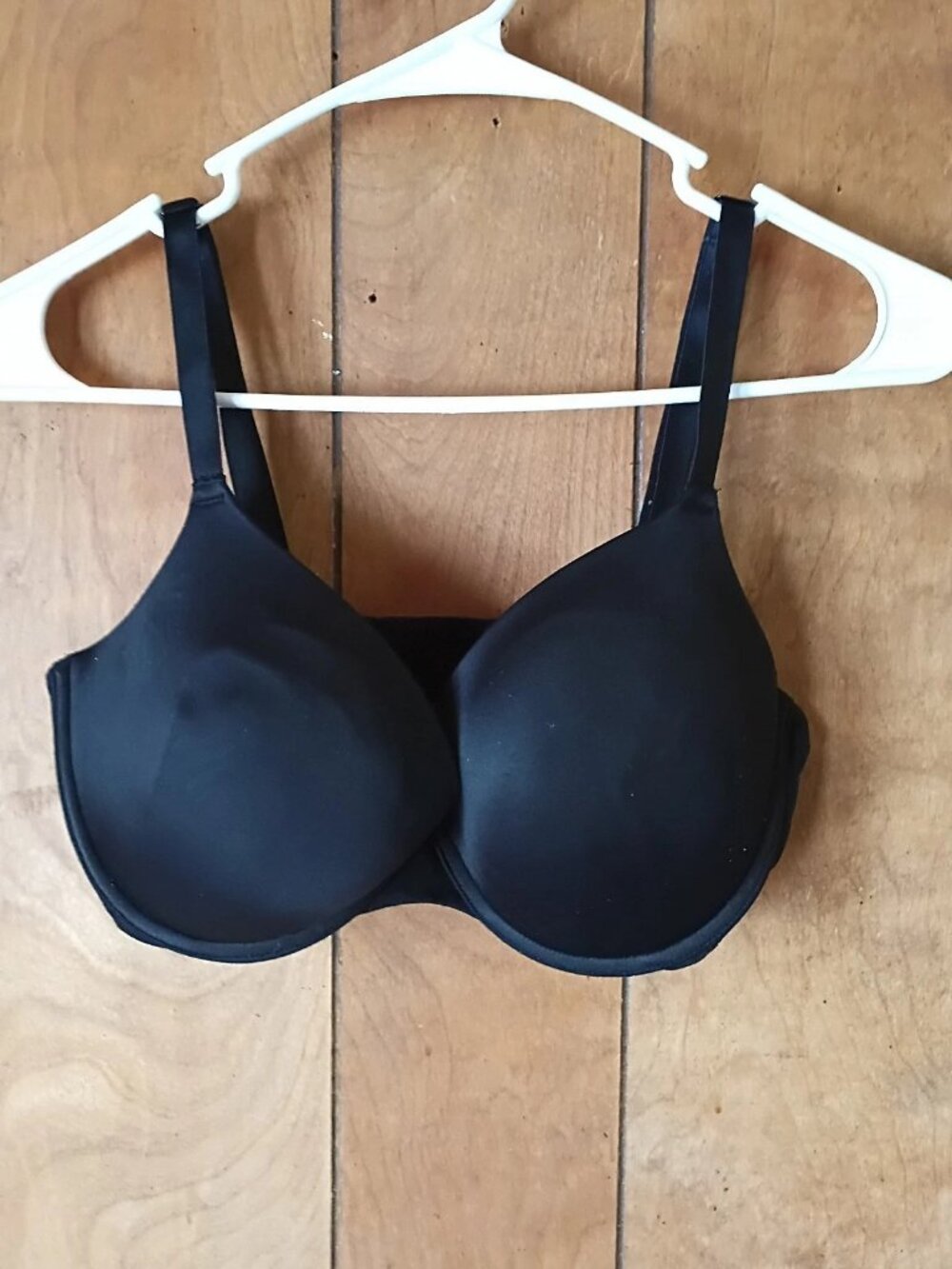 Victoria's Secret PINK Bra 34DD Black Padded Underwire T-Shirt Back Closure